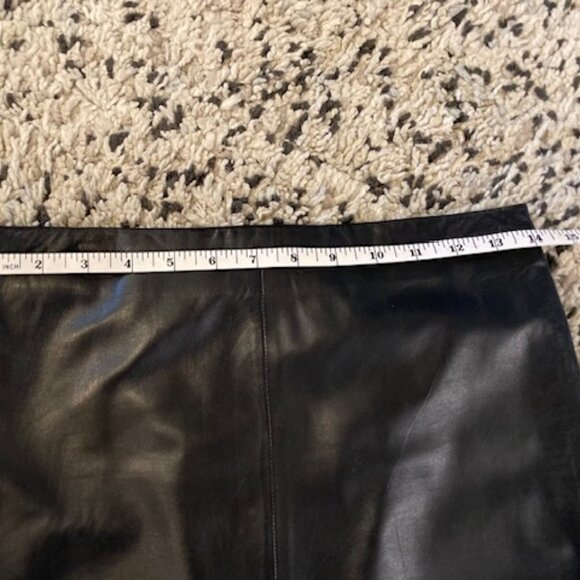 Banana Republic genuine Leather BlackPencil Skirt. Y2K. Size 2 Perfect condition - Picture 12 of 12